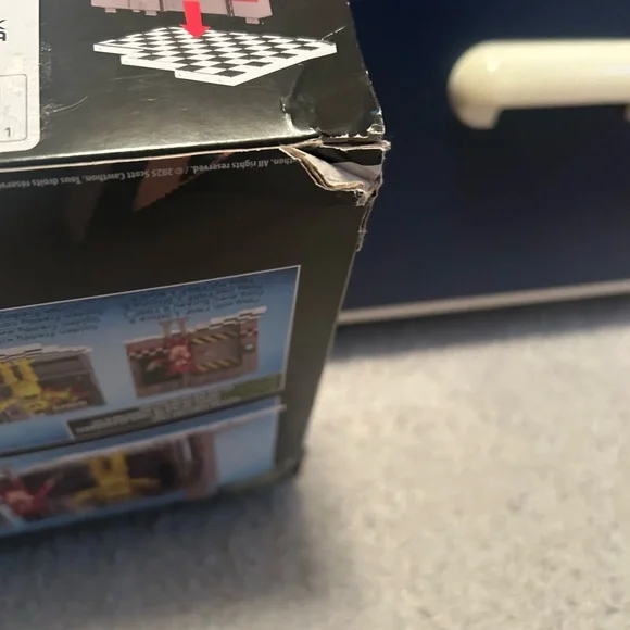 SOLD - Five Nights at Freddy’s Chica with Office Jazwares - Picture 15 of 16